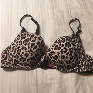 Victoria secret pink bra size 34B